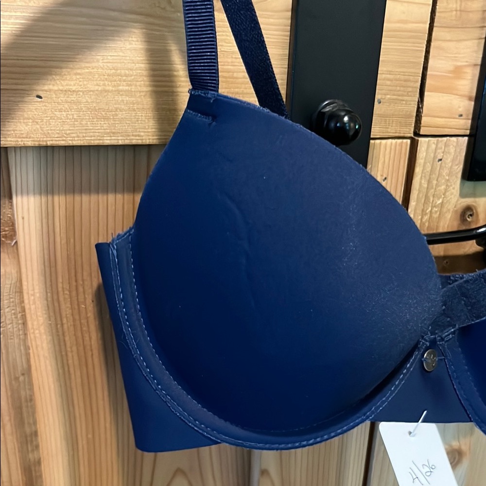 Lucky Brand Navy Seamless Molded Bra - Picture 3 of 10